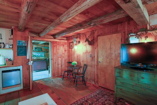 1312 Macintosh Hill Road, Bethel, VT 05060