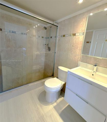 18000 N Bay Road 603, Sunny Isles Beach, FL 33160