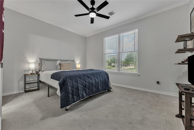 3800 Blackhawk Lane, College Station, TX 77845