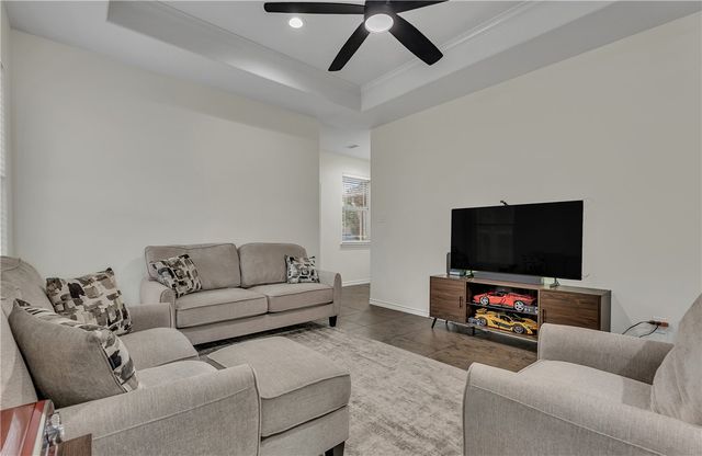 3800 Blackhawk Lane, College Station, TX 77845