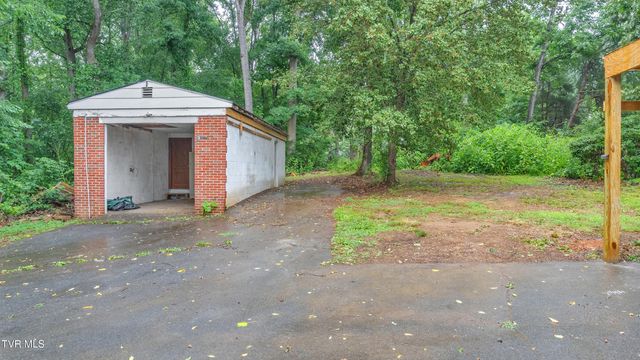 122 Hartley Road, Elizabethton, TN 37643