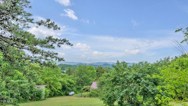 122 Hartley Road, Elizabethton, TN 37643