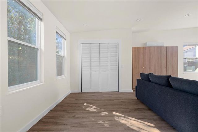 1411 Fairfield DR 2, Austin, TX 78758
