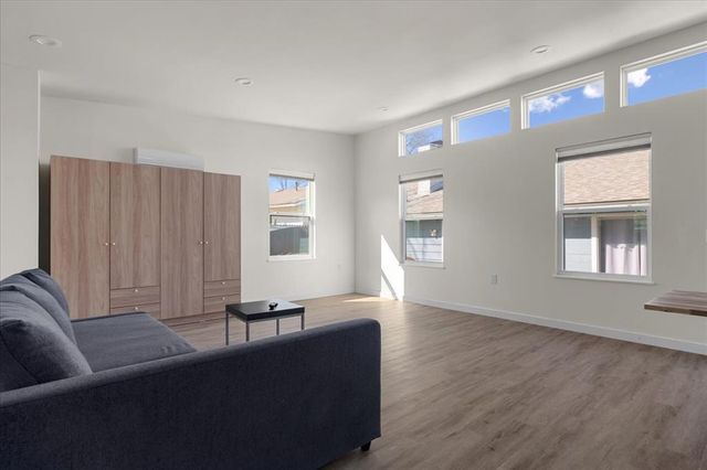 1411 Fairfield DR 2, Austin, TX 78758