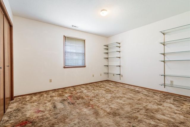 1813 K Street, Rogers, AR 72756