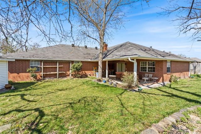 1813 K Street, Rogers, AR 72756