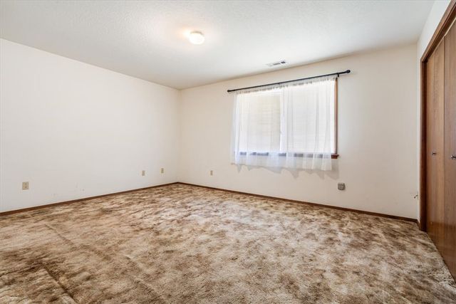 1813 K Street, Rogers, AR 72756