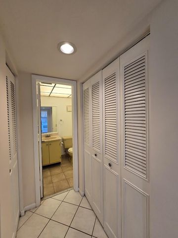 3141 NW 47th Terrace 326, Lauderdale Lakes, FL 33319