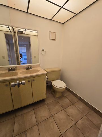 3141 NW 47th Terrace 326, Lauderdale Lakes, FL 33319
