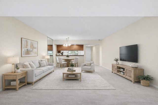 6049 Balboa Circle 205, Boca Raton, FL 33433