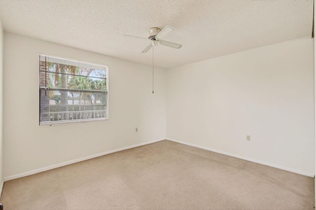 6049 Balboa Circle 205, Boca Raton, FL 33433