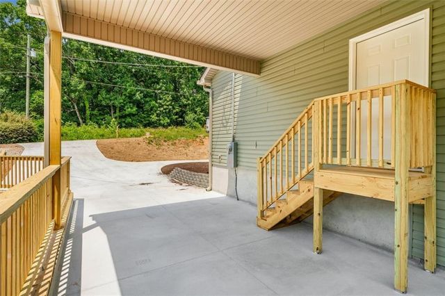 141 Azalea St sw, Calhoun, GA 30701