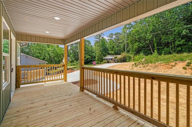 141 Azalea St sw, Calhoun, GA 30701