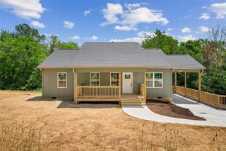 141 Azalea St sw, Calhoun, GA 30701
