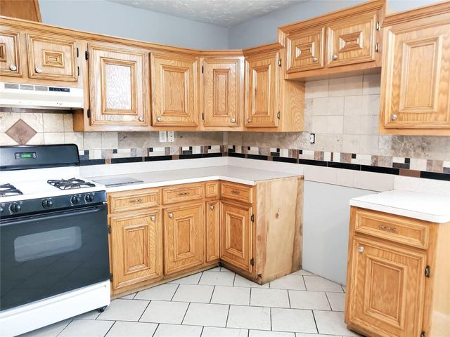 3020 Sagebrush Drive, Houston, TX 77093
