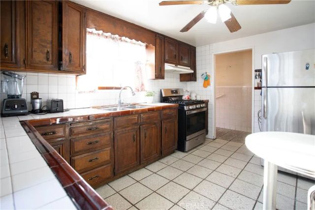 3634 Brunswick, Los Angeles, CA 90039