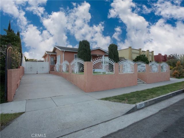 3634 Brunswick, Los Angeles, CA 90039