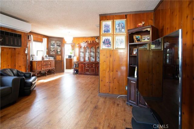 3634 Brunswick, Los Angeles, CA 90039