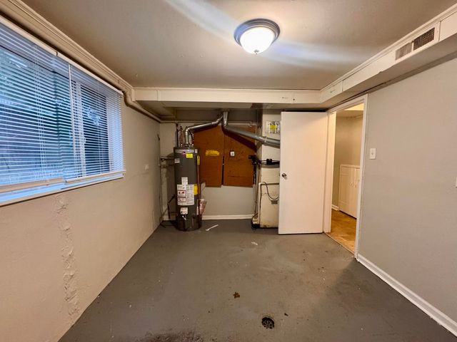 129 Warwick Street, Park Forest, IL 60466