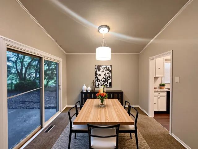 129 Warwick Street, Park Forest, IL 60466