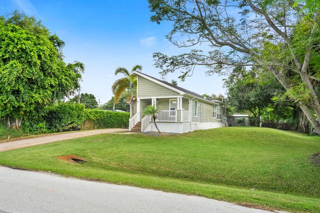 1177 SW Buckskin Trail, Stuart, FL 34997