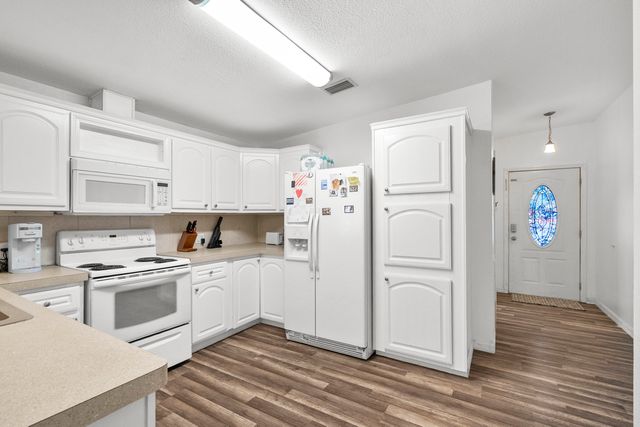 1177 SW Buckskin Trail, Stuart, FL 34997