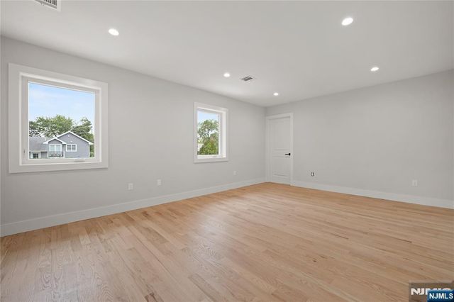 721 Schaefer Avenue, Oradell, NJ 07649