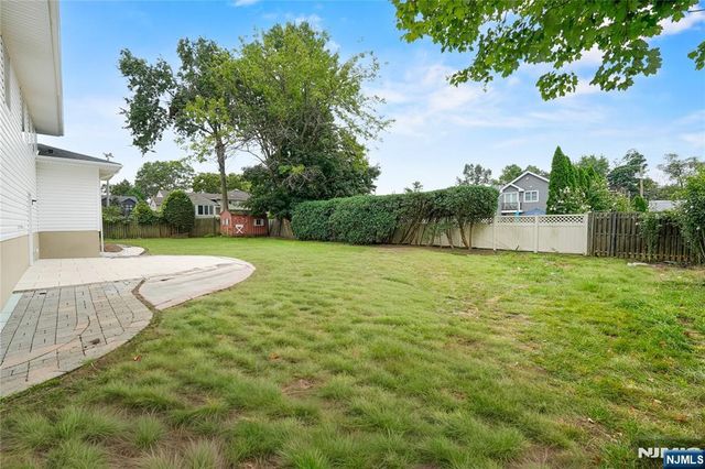 721 Schaefer Avenue, Oradell, NJ 07649