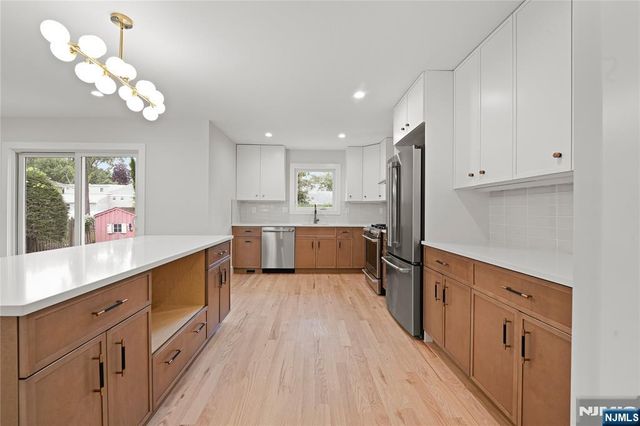 721 Schaefer Avenue, Oradell, NJ 07649