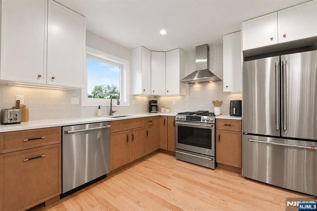 721 Schaefer Avenue, Oradell, NJ 07649