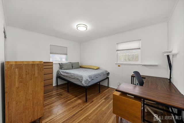 6 Chalmers Road, East Brunswick, NJ 08816