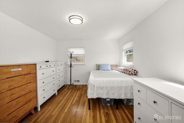 6 Chalmers Road, East Brunswick, NJ 08816