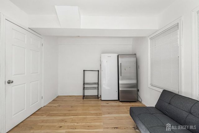 6 Chalmers Road, East Brunswick, NJ 08816