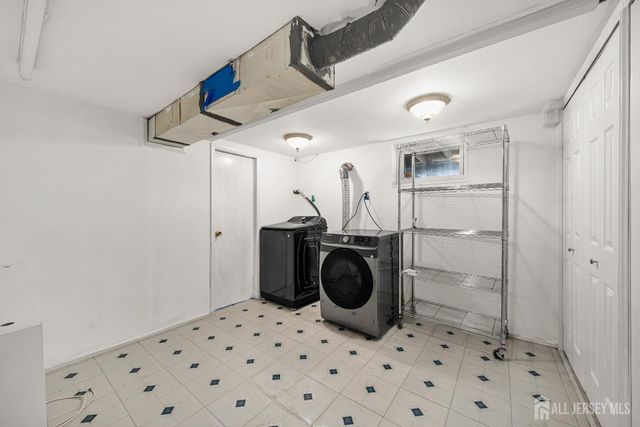 6 Chalmers Road, East Brunswick, NJ 08816