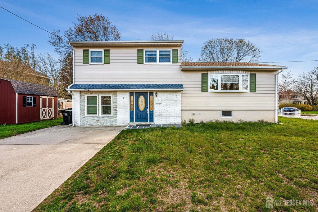 6 Chalmers Road, East Brunswick, NJ 08816