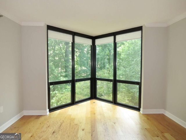 2870 Pharr Court South NW 407, Atlanta, GA 30305