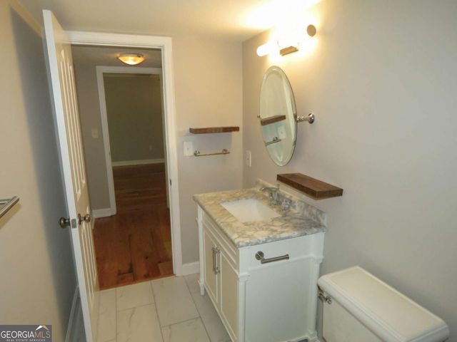 2870 Pharr Court South NW 407, Atlanta, GA 30305
