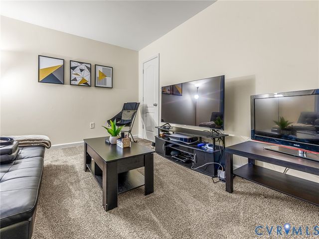 13506 Green Spire Ct, Chester, VA 23836