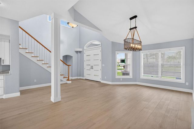 1073 79TH STREET S, St Petersburg, FL 33707