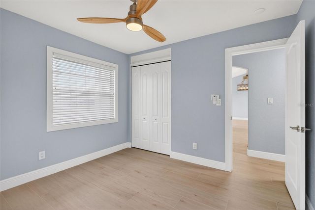 1073 79TH STREET S, St Petersburg, FL 33707