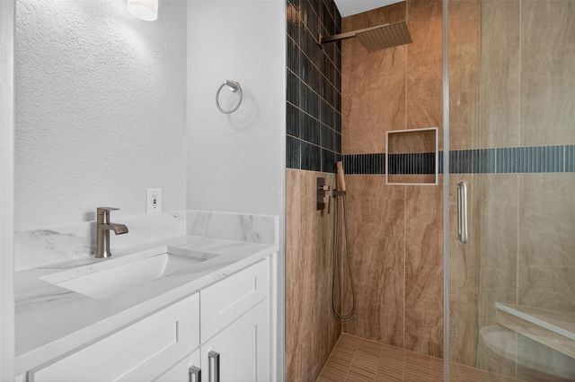 1073 79TH STREET S, St Petersburg, FL 33707