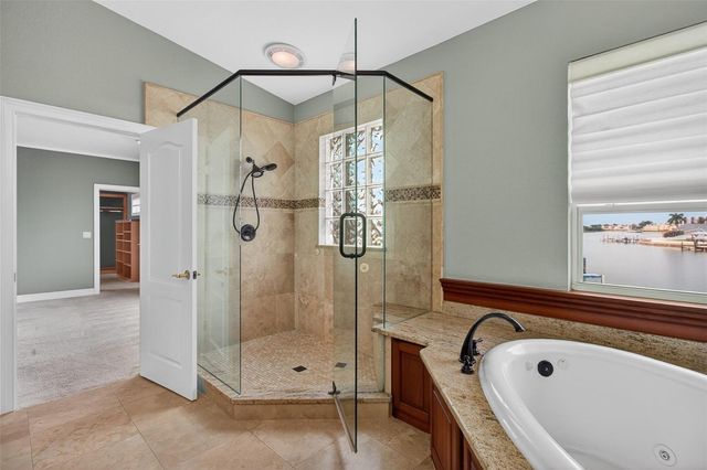 1073 79TH STREET S, St Petersburg, FL 33707