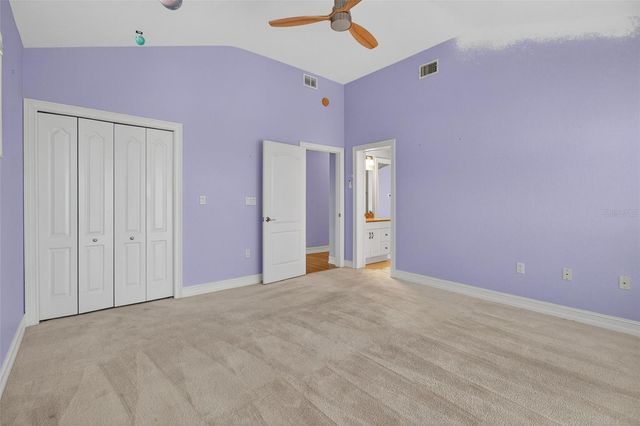 1073 79TH STREET S, St Petersburg, FL 33707