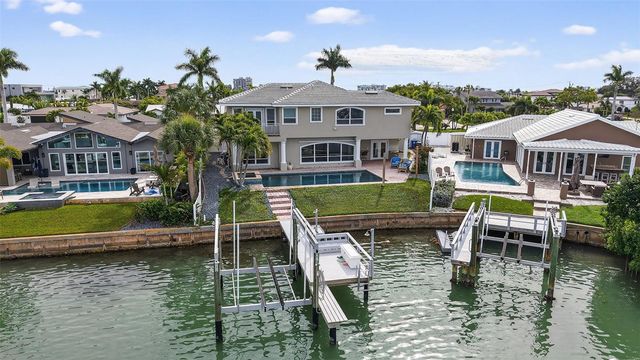 1073 79TH STREET S, St Petersburg, FL 33707