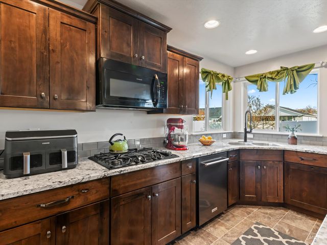 1110 S Kalahari Ave., Kuna, ID 83634