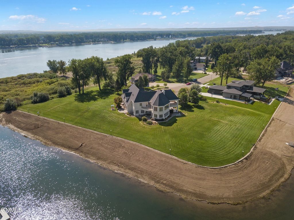 4910 Lakewood Drive SE, Mandan, ND 58554 photo 62