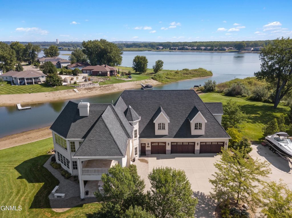 4910 Lakewood Drive SE, Mandan, ND 58554 photo 65