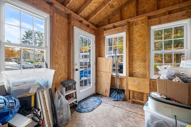 3 West Parish Lane, Merrimac, MA 01860