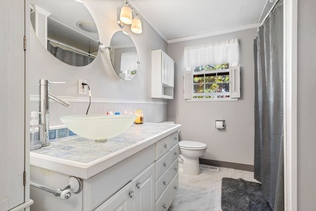 3 West Parish Lane, Merrimac, MA 01860