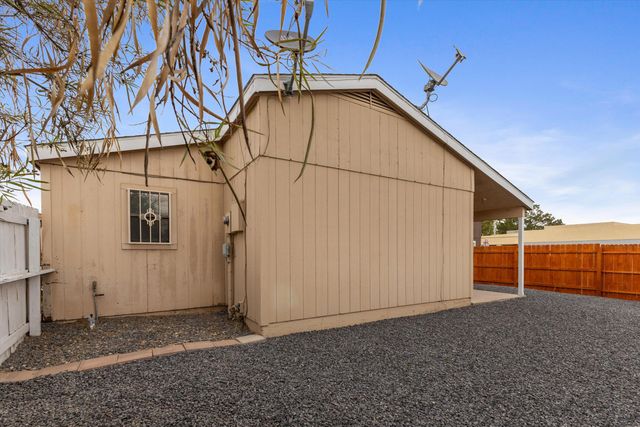 1840 Peach Road NE, Rio Rancho, NM 87144